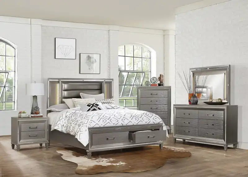 Bedroom 6-Drawer Dresser, 66W x 41H, Glam